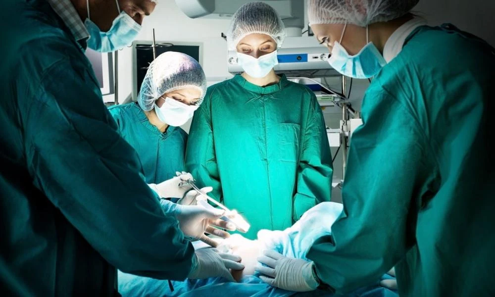 Απογευματινά χειρουργεία: Παρατυπίες στη λίστα αναμονής
